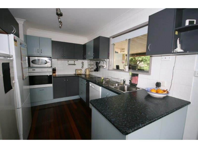 13 Paul Street, Kallangur QLD 4503