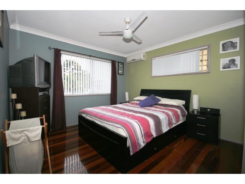 13 Paul Street, Kallangur QLD 4503
