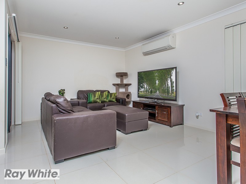 1 Manhattan Crescent, North Lakes QLD 4509