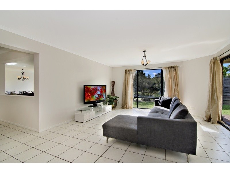 22 Nicholas Street, North Lakes QLD 4509