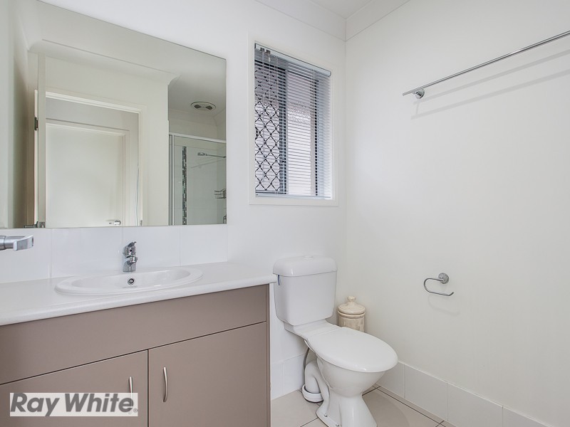 26 Mackintosh Drive, North Lakes QLD 4509