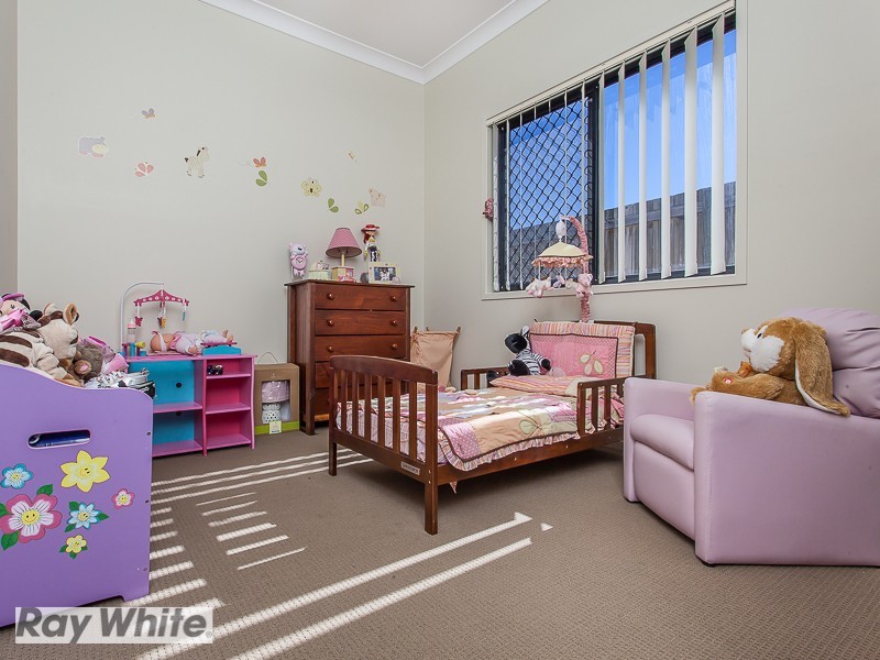 6 Cascades Street, North Lakes QLD 4509