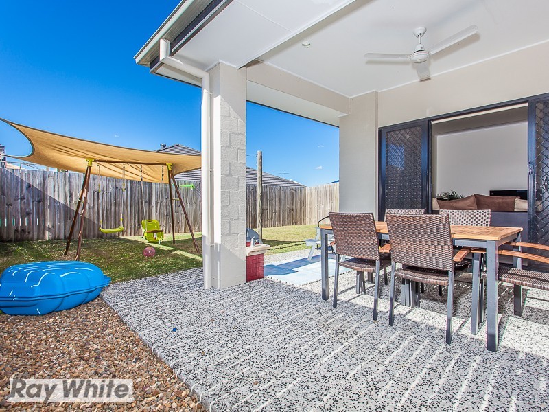 6 Cascades Street, North Lakes QLD 4509