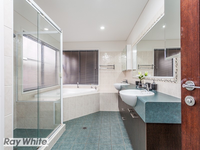 3 Hamersley Court, North Lakes QLD 4509