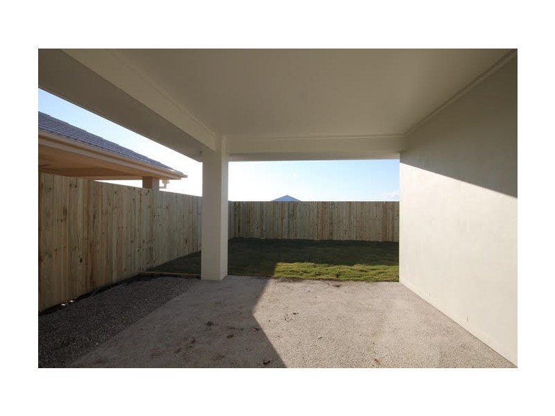 8 Zircon Place, Mango Hill QLD 4509