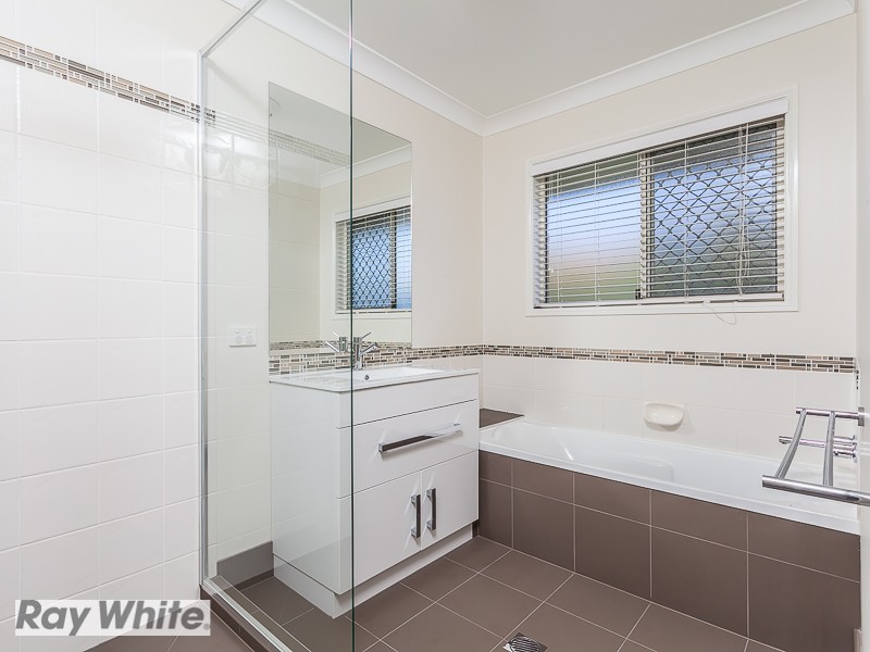 6 Otway Parade, North Lakes QLD 4509