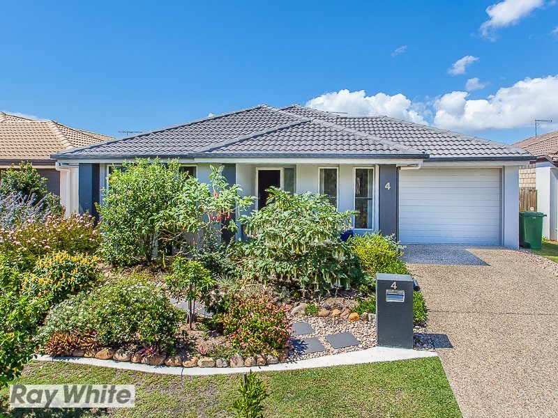 4 Palmgrove Place, North Lakes QLD 4509