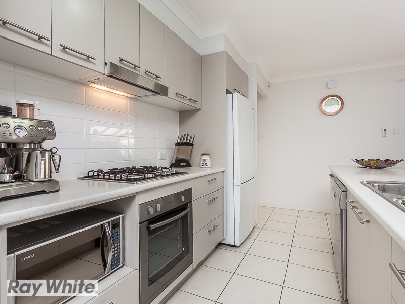 4 Palmgrove Place, North Lakes QLD 4509