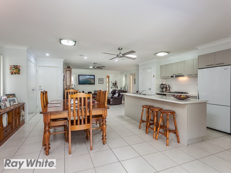 4 Palmgrove Place, North Lakes QLD 4509