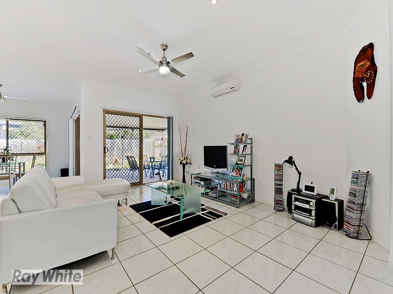 24 Tuckeroo Parade, North Lakes QLD 4509