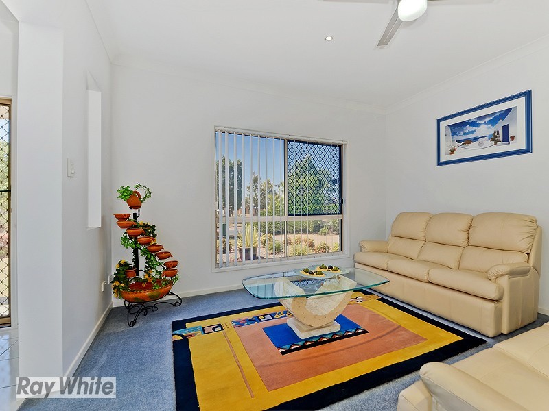 24 Tuckeroo Parade, North Lakes QLD 4509