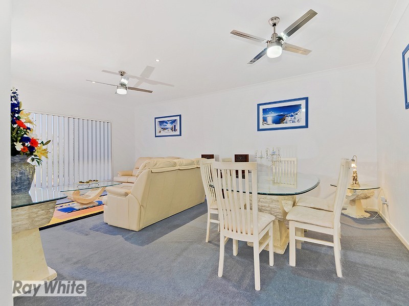 24 Tuckeroo Parade, North Lakes QLD 4509