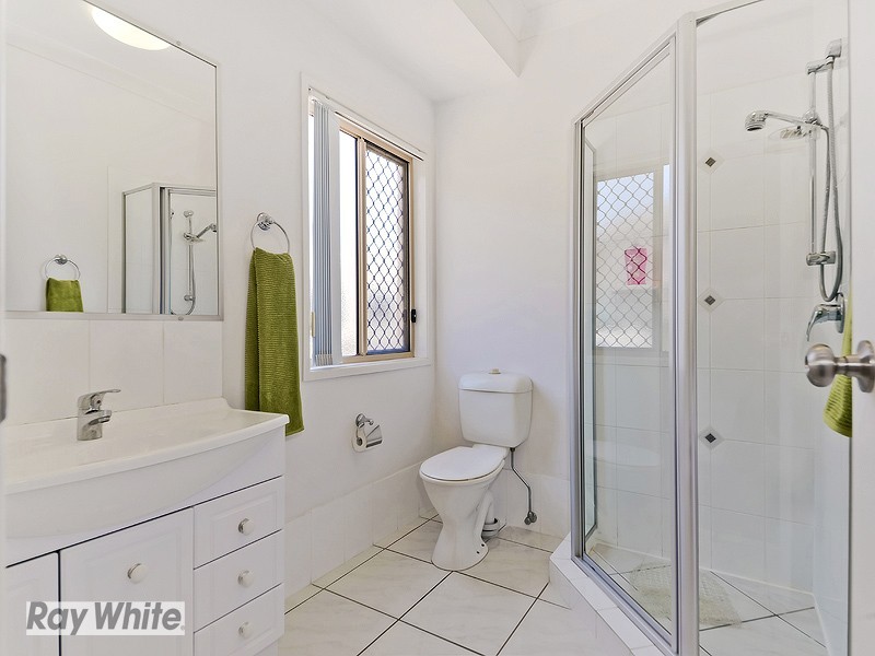 24 Tuckeroo Parade, North Lakes QLD 4509