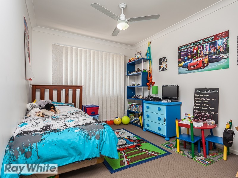 2 Triumph Street, North Lakes QLD 4509