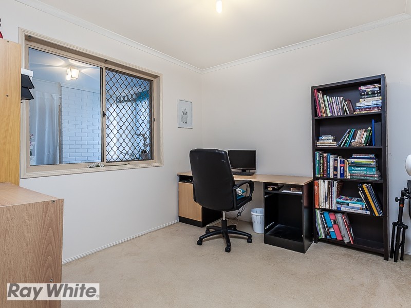 13 Glass House Circuit, Kallangur QLD 4503