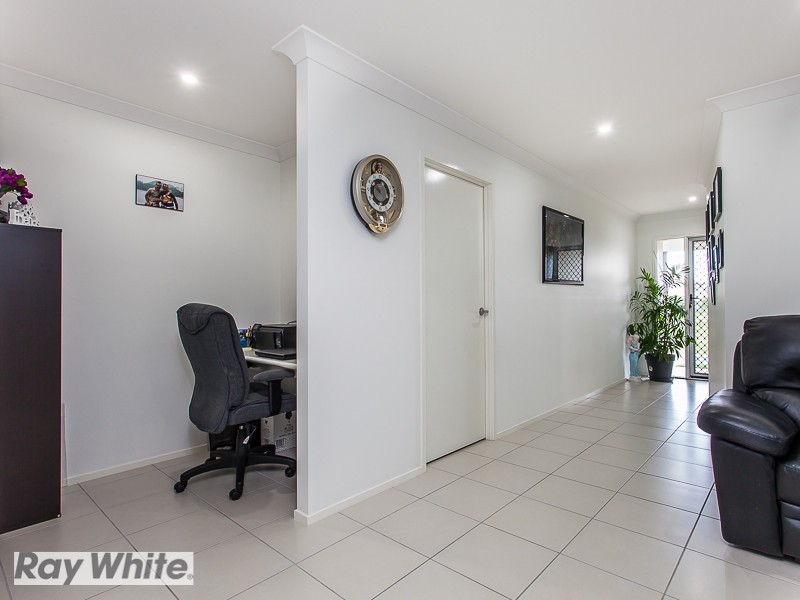 26 Mackintosh Drive, North Lakes QLD 4509