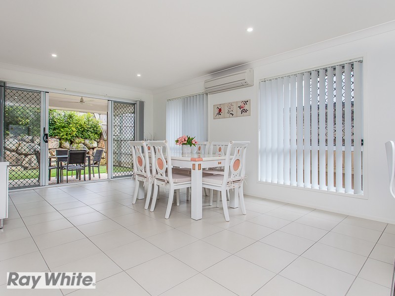 26 Mackintosh Drive, North Lakes QLD 4509