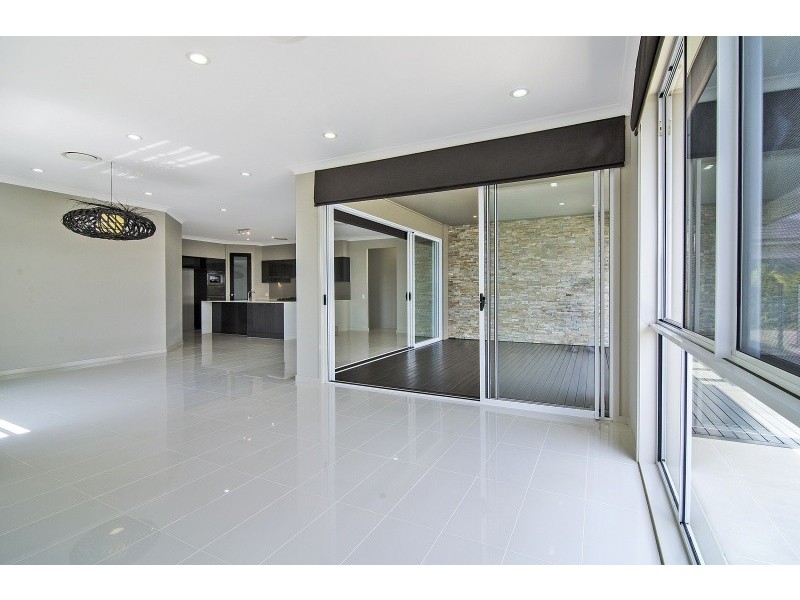 28 Liberty Circuit, North Lakes QLD 4509