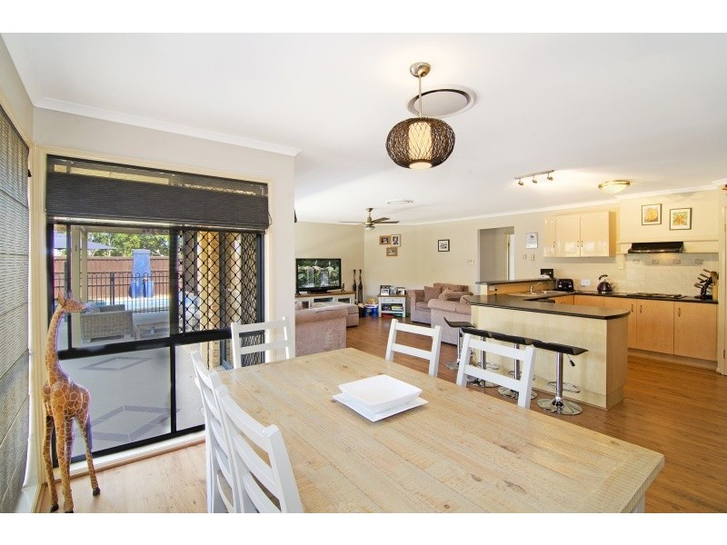 15 Raymont Street, North Lakes QLD 4509