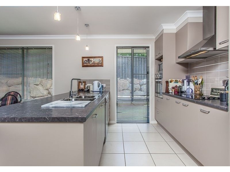 36 Severn Crescent, North Lakes QLD 4509