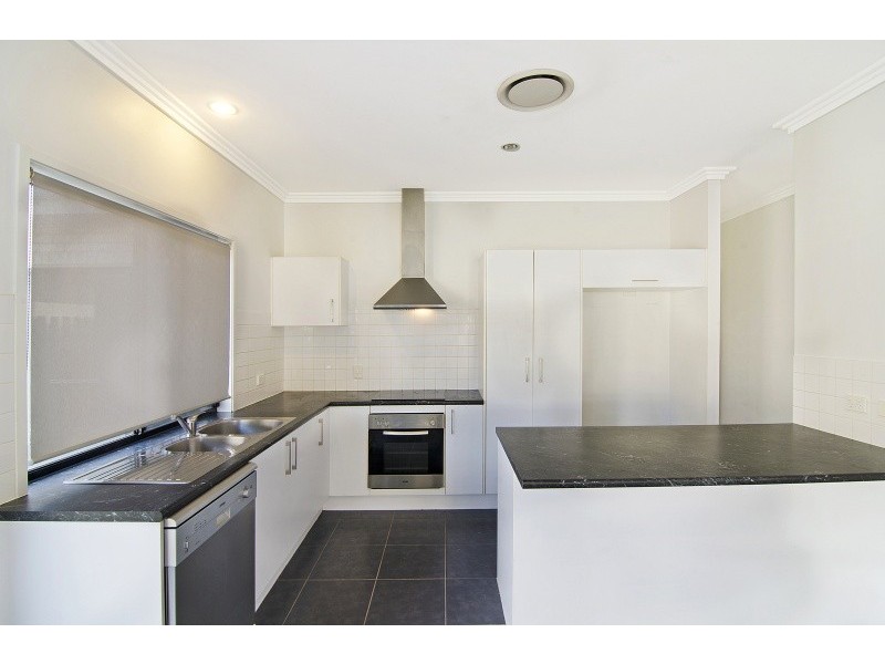 15 Freeman Street, North Lakes QLD 4509