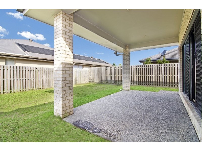 15 Freeman Street, North Lakes QLD 4509