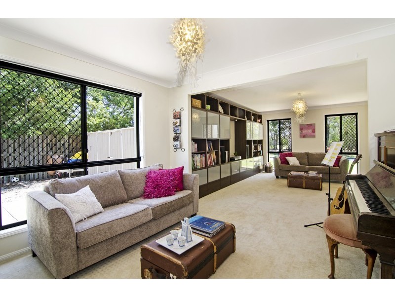 36 Copeland Drive, North Lakes QLD 4509