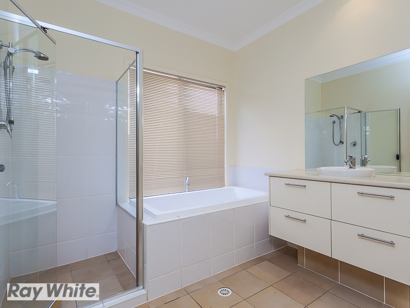 16 Picabeen Court, North Lakes QLD 4509