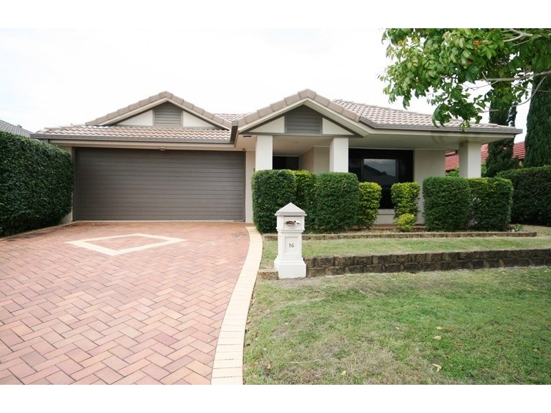 16 Grebe Cct, North Lakes QLD 4509