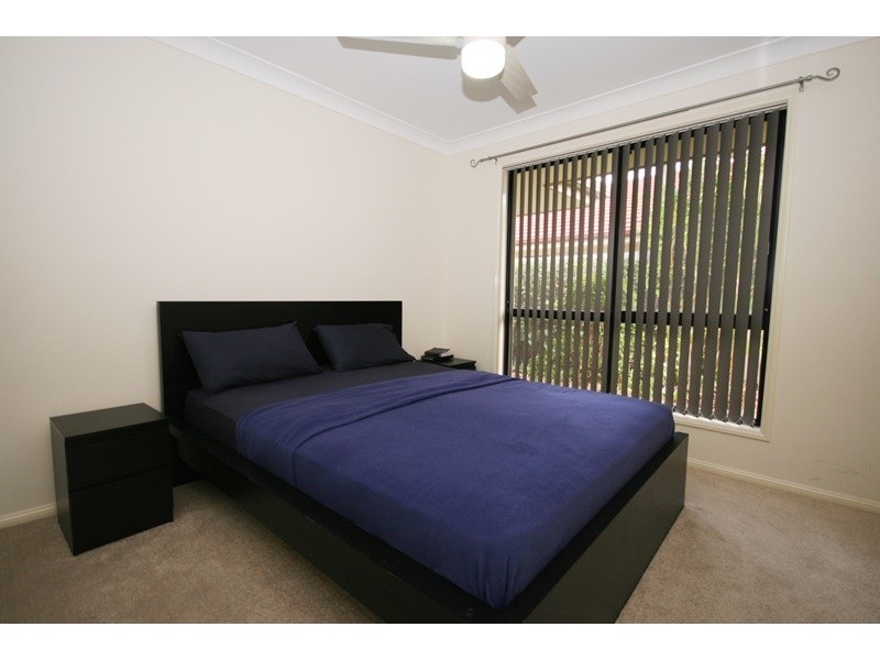 16 Grebe Cct, North Lakes QLD 4509