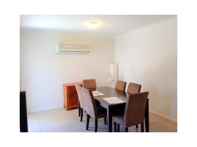 1/25 Lady Bowen Pde, Rothwell QLD 4022