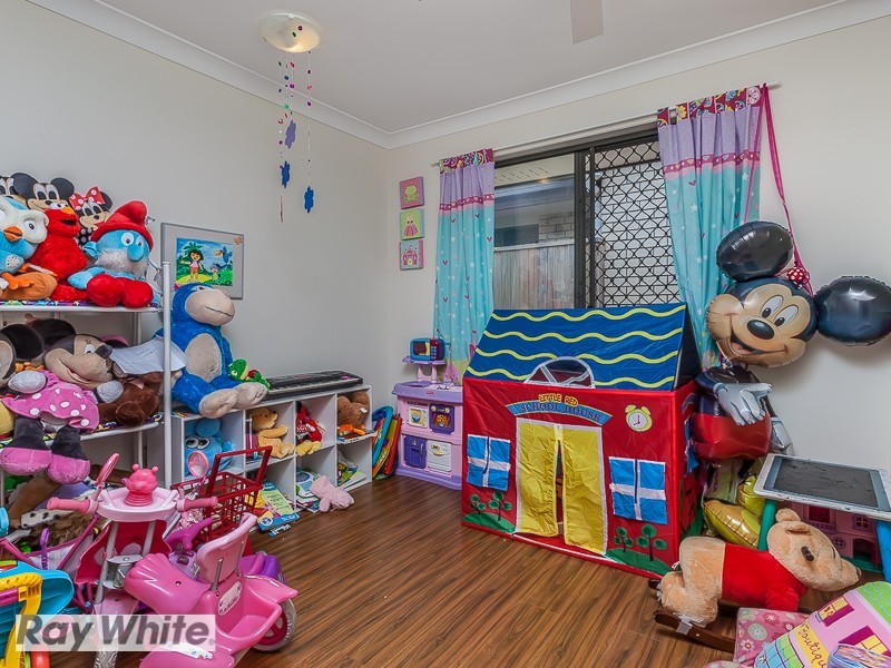 11 Madison Avenue, North Lakes QLD 4509