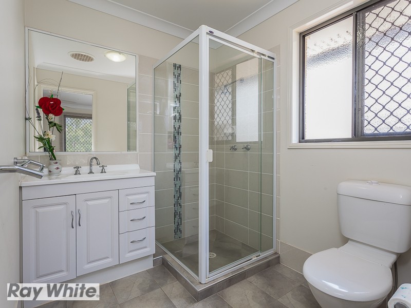 11 Madison Avenue, North Lakes QLD 4509