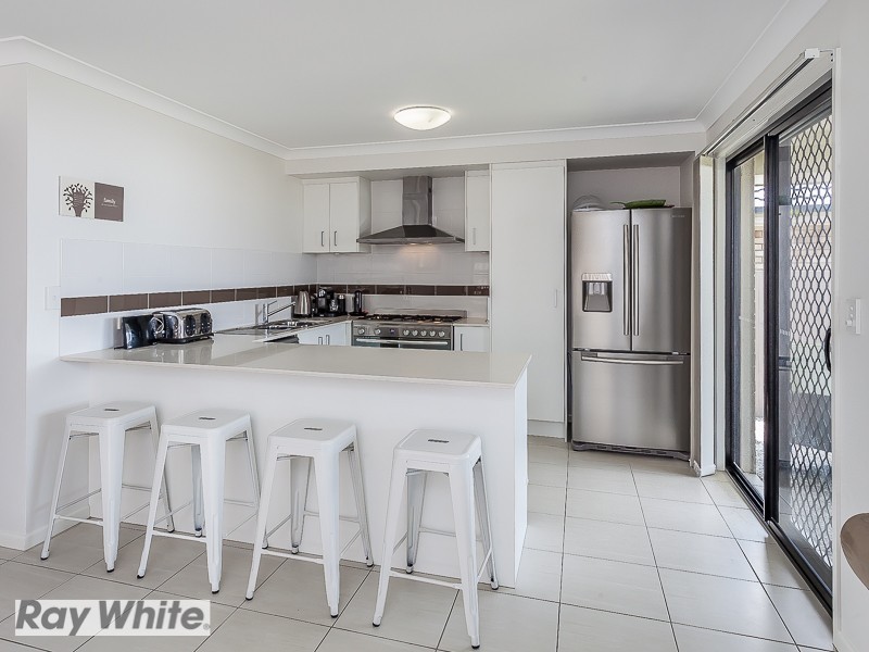17 Mersey Street, North Lakes QLD 4509