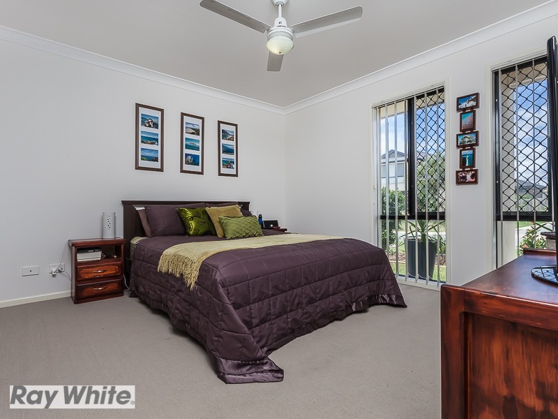 17 Mersey Street, North Lakes QLD 4509