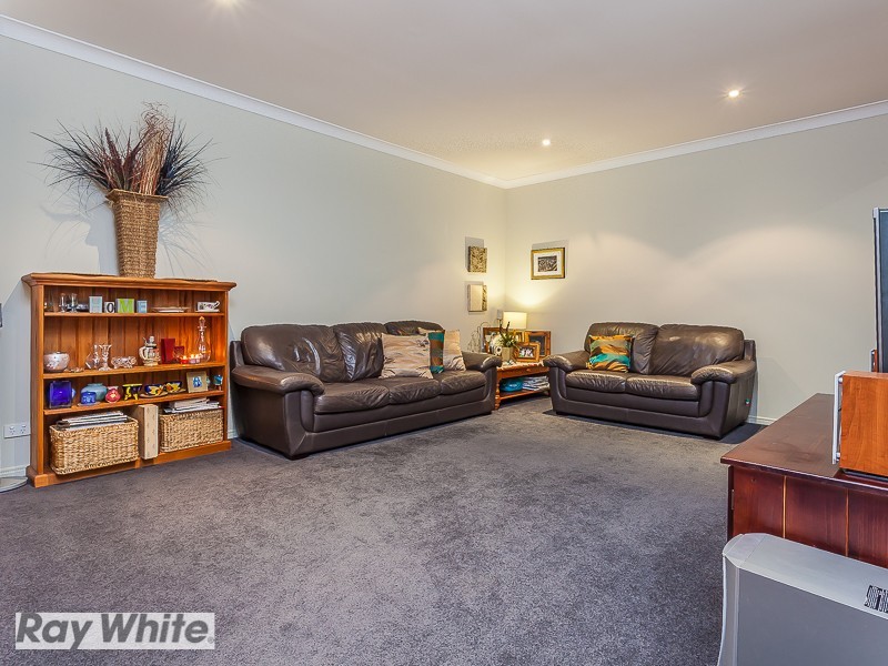 16 Wombat Parade, North Lakes QLD 4509