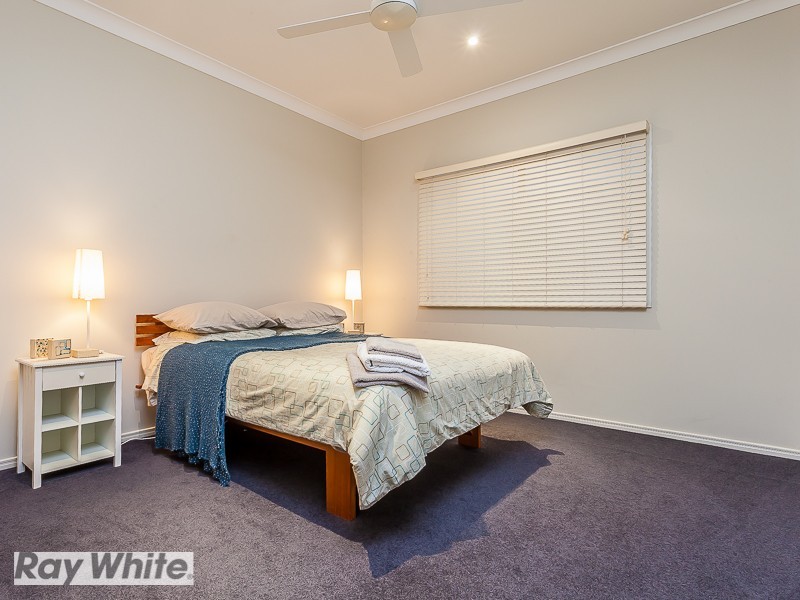 16 Wombat Parade, North Lakes QLD 4509