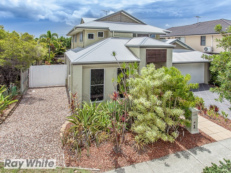 1 Kurrajong Circuit, North Lakes QLD 4509