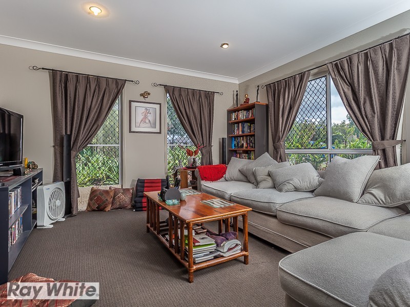 1 Kurrajong Circuit, North Lakes QLD 4509