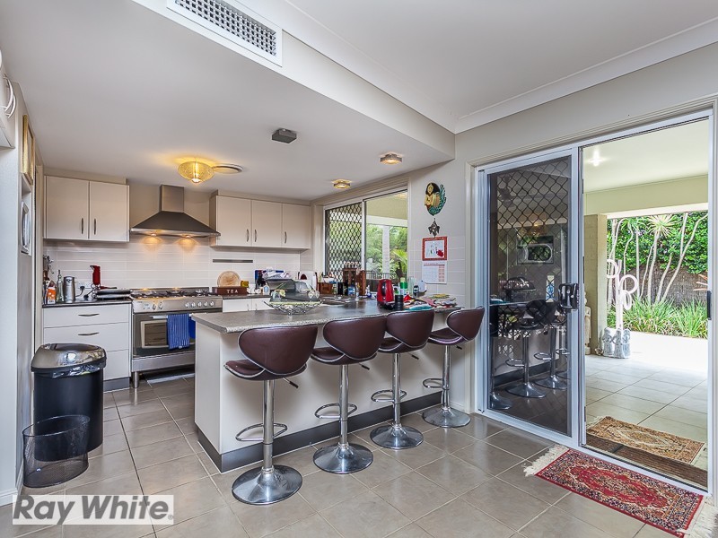 1 Kurrajong Circuit, North Lakes QLD 4509