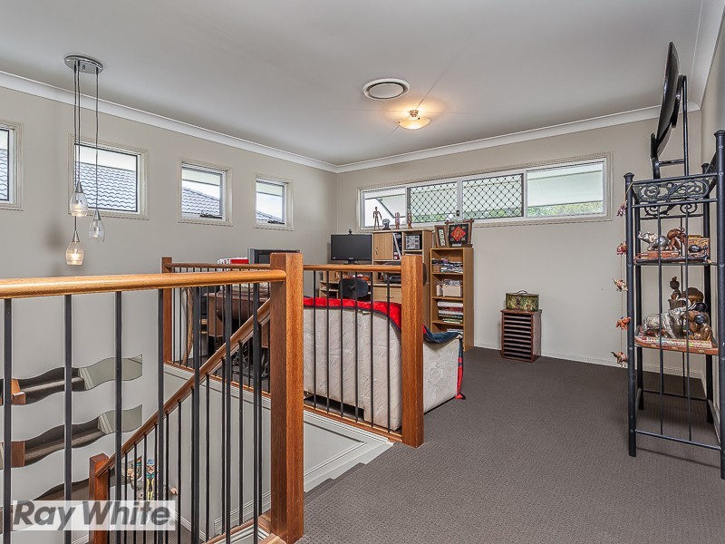 1 Kurrajong Circuit, North Lakes QLD 4509