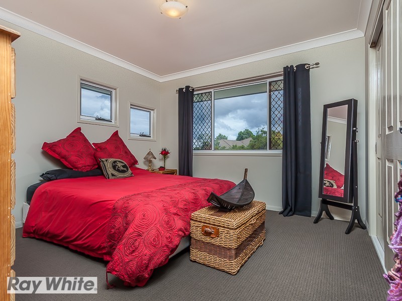 1 Kurrajong Circuit, North Lakes QLD 4509