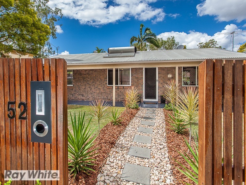52 Carwell Avenue, Petrie QLD 4502