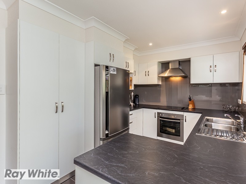 52 Carwell Avenue, Petrie QLD 4502