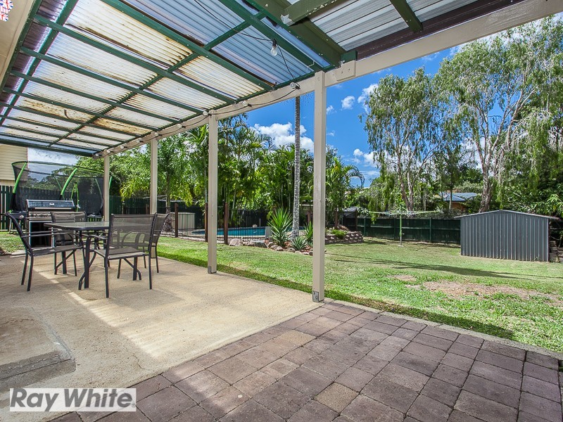 52 Carwell Avenue, Petrie QLD 4502