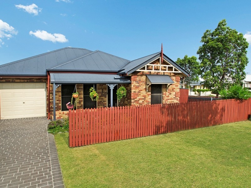 9 Tea-Tree Place, North Lakes QLD 4509