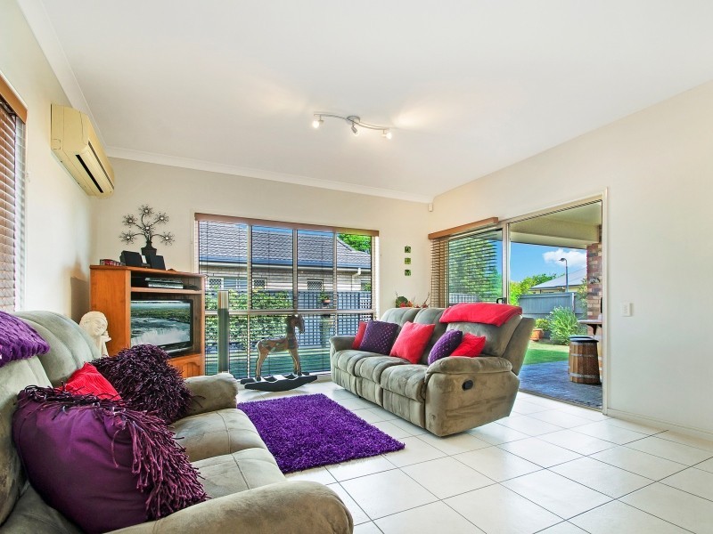 9 Tea-Tree Place, North Lakes QLD 4509