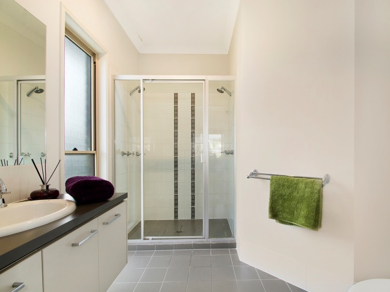 9 Tea-Tree Place, North Lakes QLD 4509