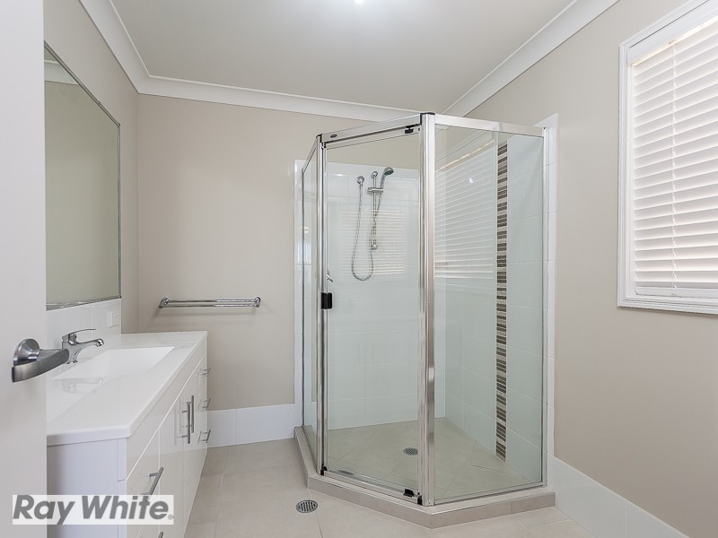 7 Paterson Street, North Lakes QLD 4509