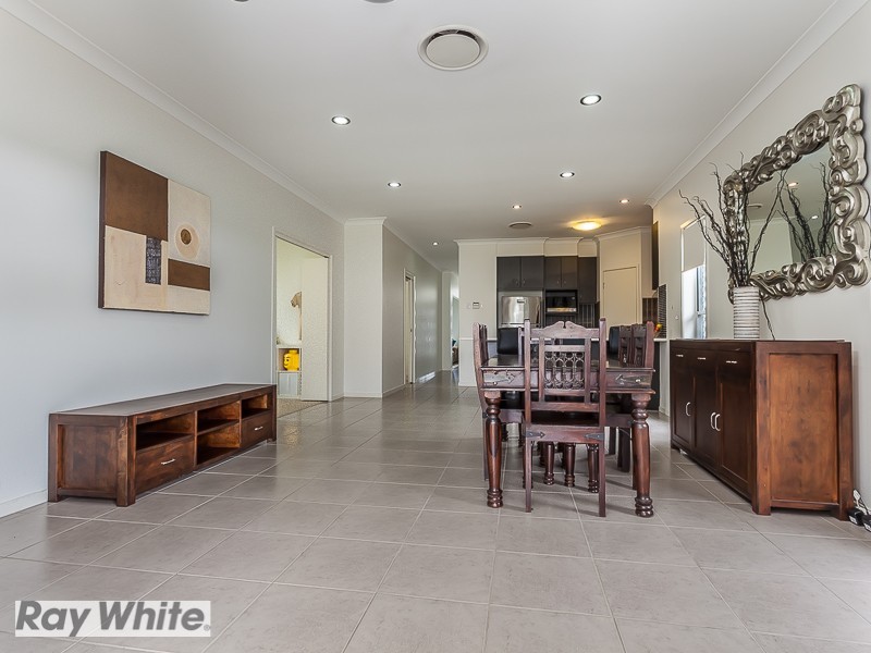 8 Midyim Street, North Lakes QLD 4509